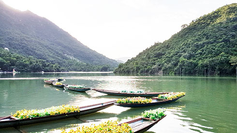 Hồ Kênh Hạ. 