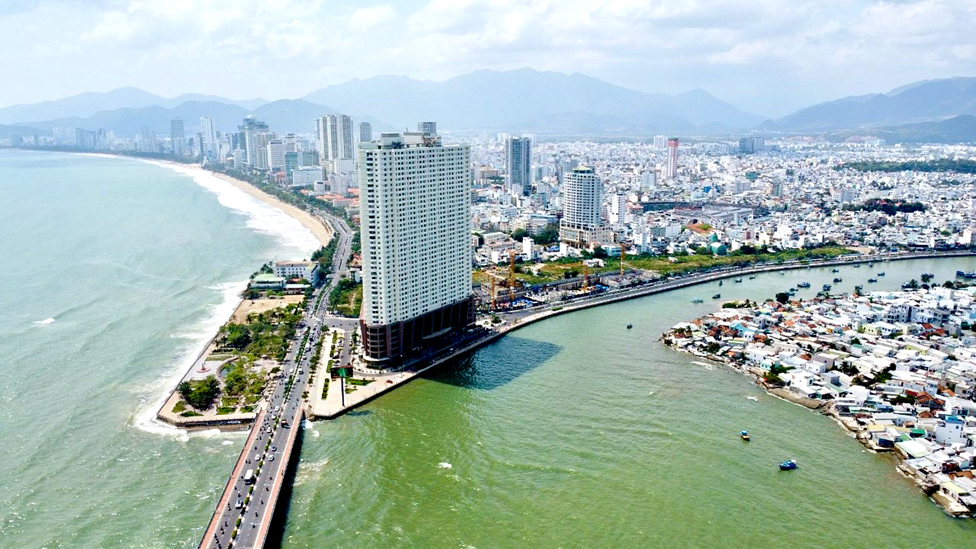 Cẩm nang du lịch Nha Trang: Khám phá thiên đường biển - Ảnh 28.